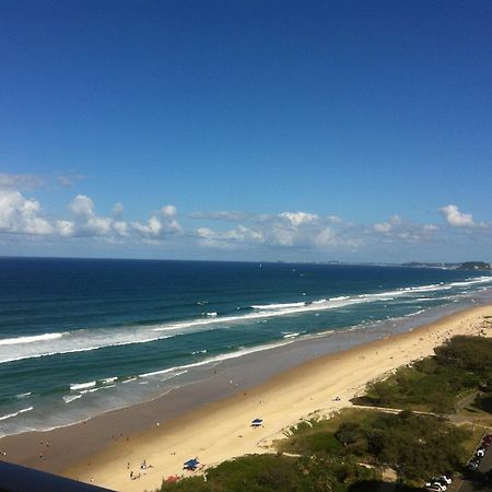 Ocean Royale Aparthotel Gold Coast Exterior photo