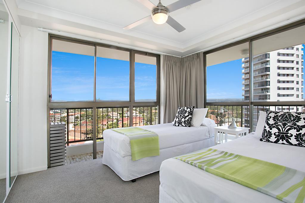 Ocean Royale Aparthotel Gold Coast Exterior photo