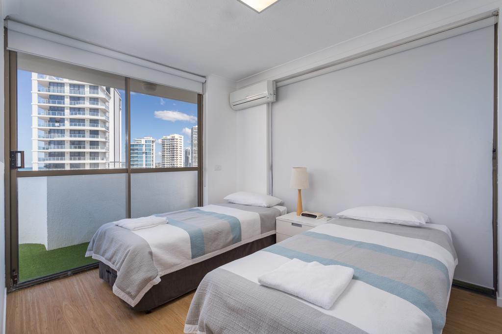 Ocean Royale Aparthotel Gold Coast Exterior photo