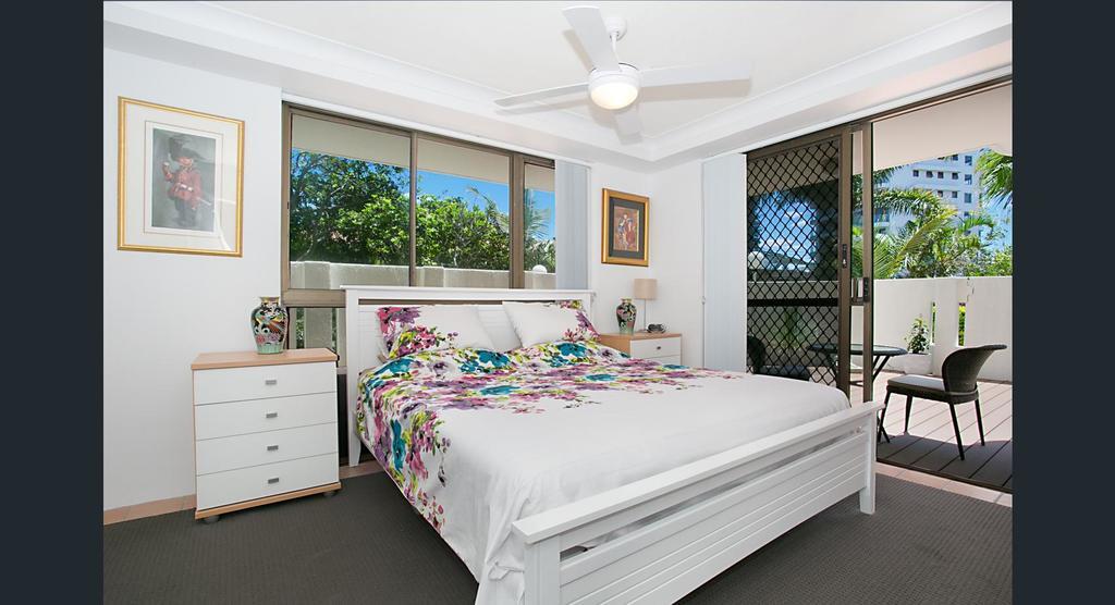 Ocean Royale Aparthotel Gold Coast Exterior photo